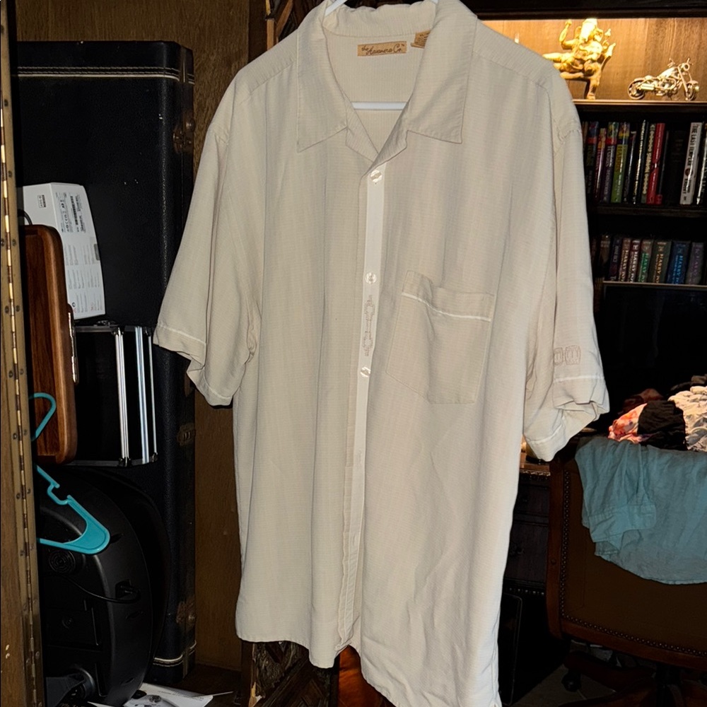 Cream Casual Button Down Shirt with Textured Fabric